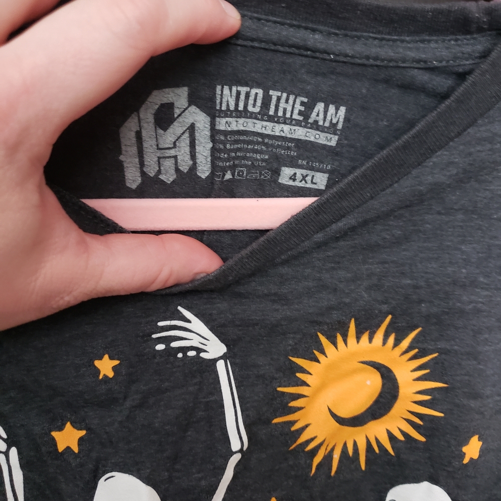 INTO THE AM Skeleton Dance Graphic Tee 4xl - Picture 3 of 3